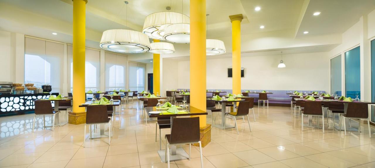 City Hotel Duqm Exterior foto